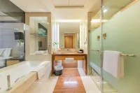 Crowne Plaza Yichang by IHG (Sanxia Tourist Center) Hotels in 