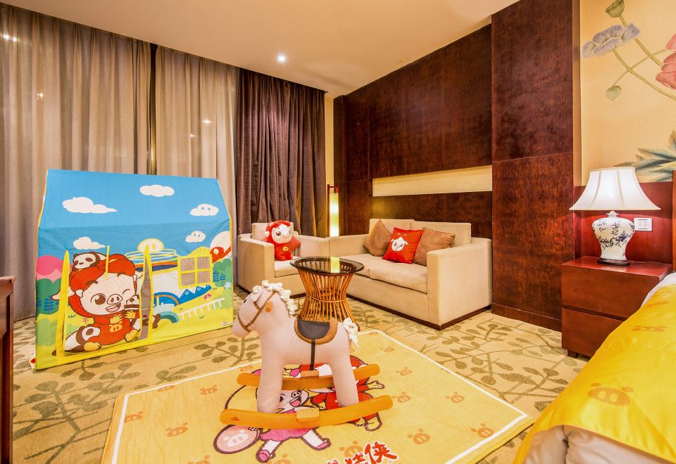 猪猪侠·酷芽亲子家庭房