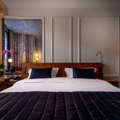 Alcove Queen Room M Social Hotel Paris Opera Promo Code