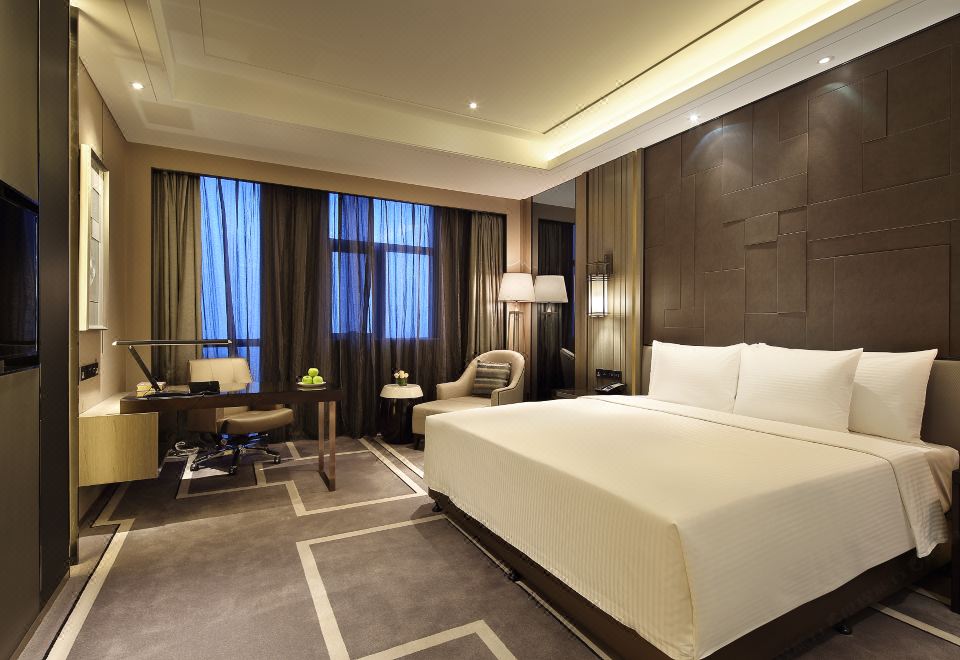 Wanda Realm DongyingExecutive Floor Deluxe King Room