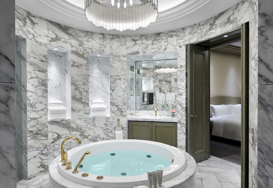 the Langham HaikouPresidential Suite