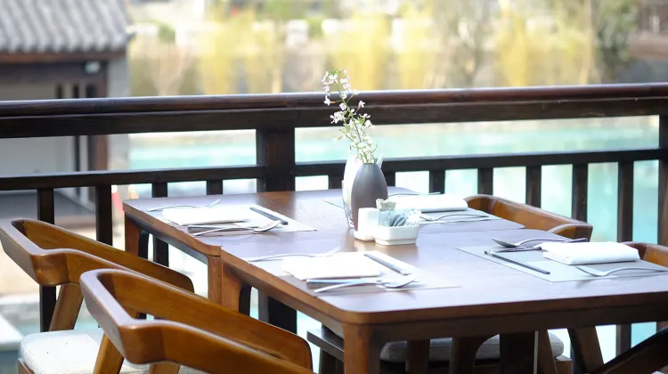 ヴェン コートヤード ホテル  食事・レストラン