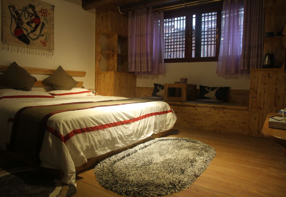 Xinyue Inn Downstairs Boutique Deluxe Double Bed Room