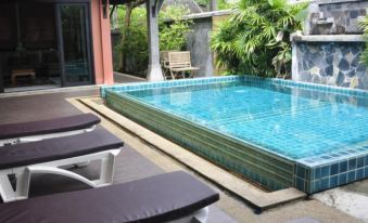 Thalang Pool Villa