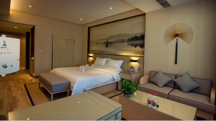 Elegant Deluxe Double Room