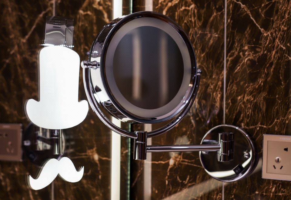 品質致選大床房（側湖景+空氣凈化器）