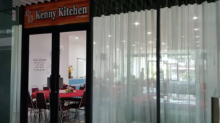 C Residence Labuan 食事・レストラン