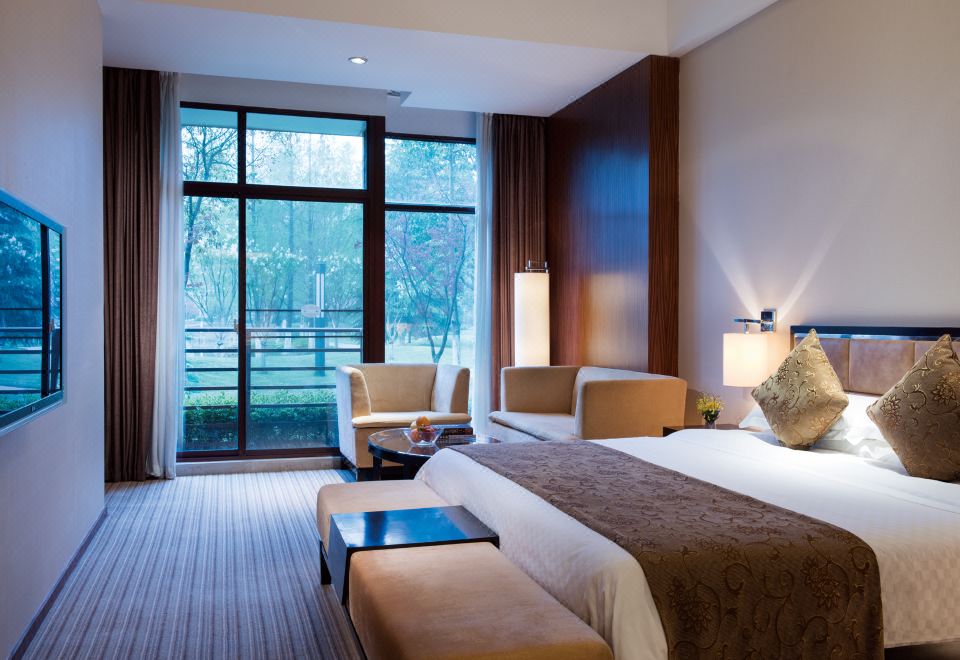 贵宾楼·金陵水榭套房