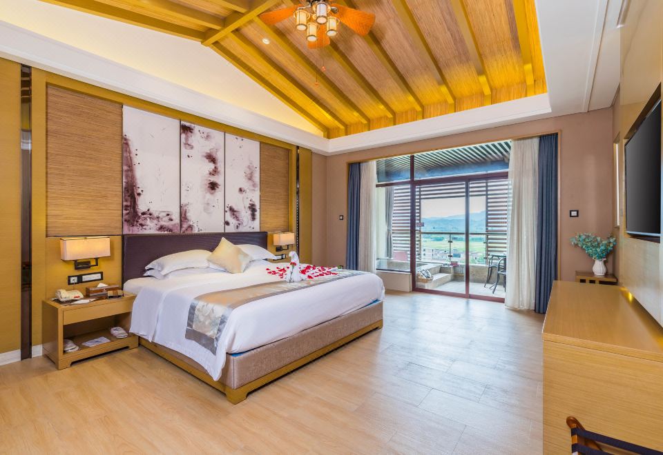 Sanying Spa Resort HotelPremier Hot Spring Suite (Soaking Tub) (Main Building)