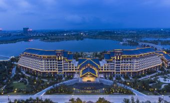 Sky Island Lake Resorts & Hotels