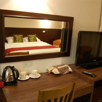 Deluxe Room with Sea View 1 King bed Non smoking
