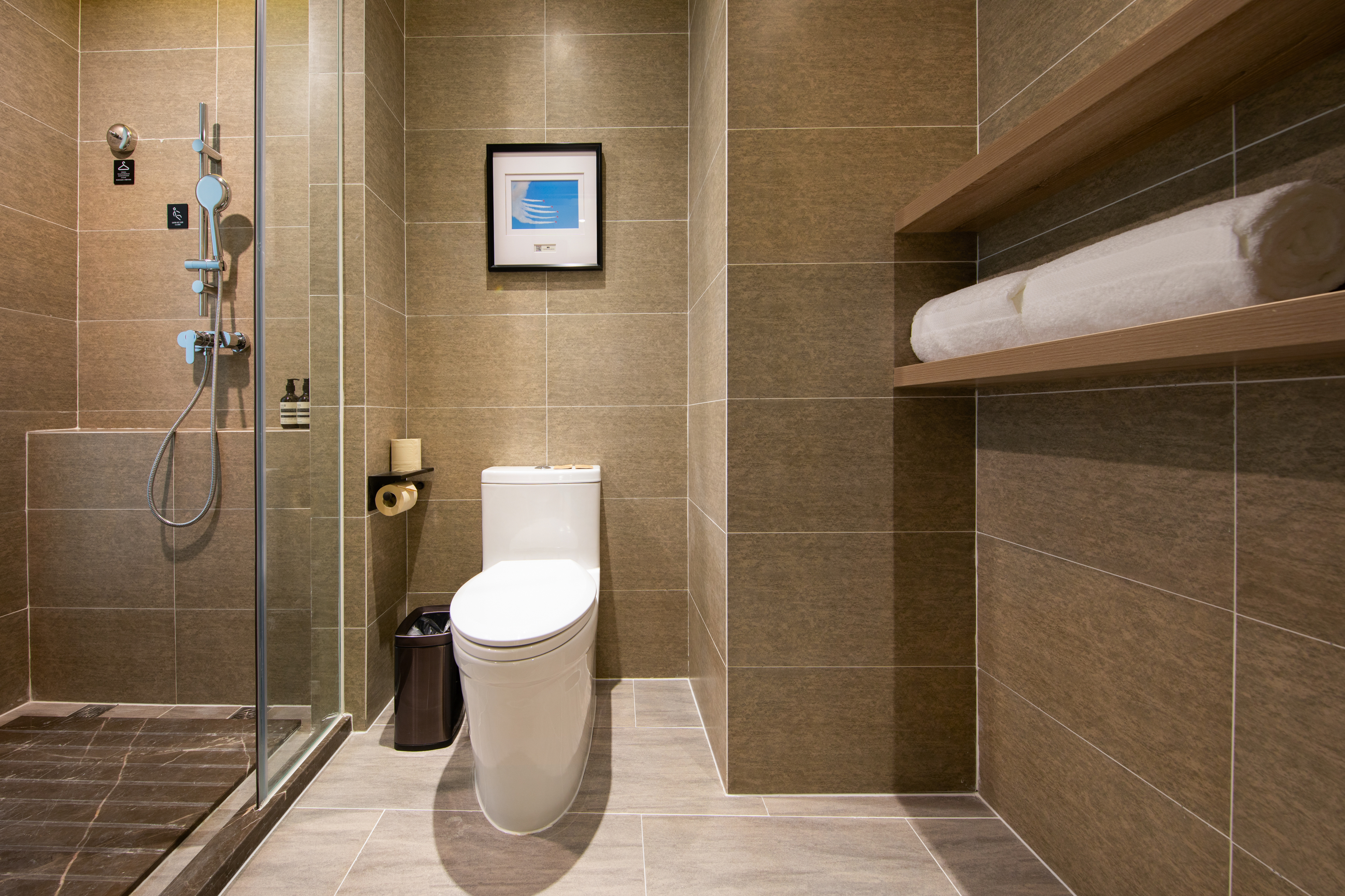 行政大床房（裸棉床品+迷你冰箱+乾湿分离）