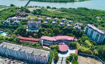 Putian Xiangxi Tang Resort
