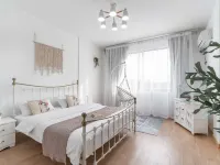 Banxia Inn (Hengdian Mingqing West Road) فنادق في دونغ يانغ