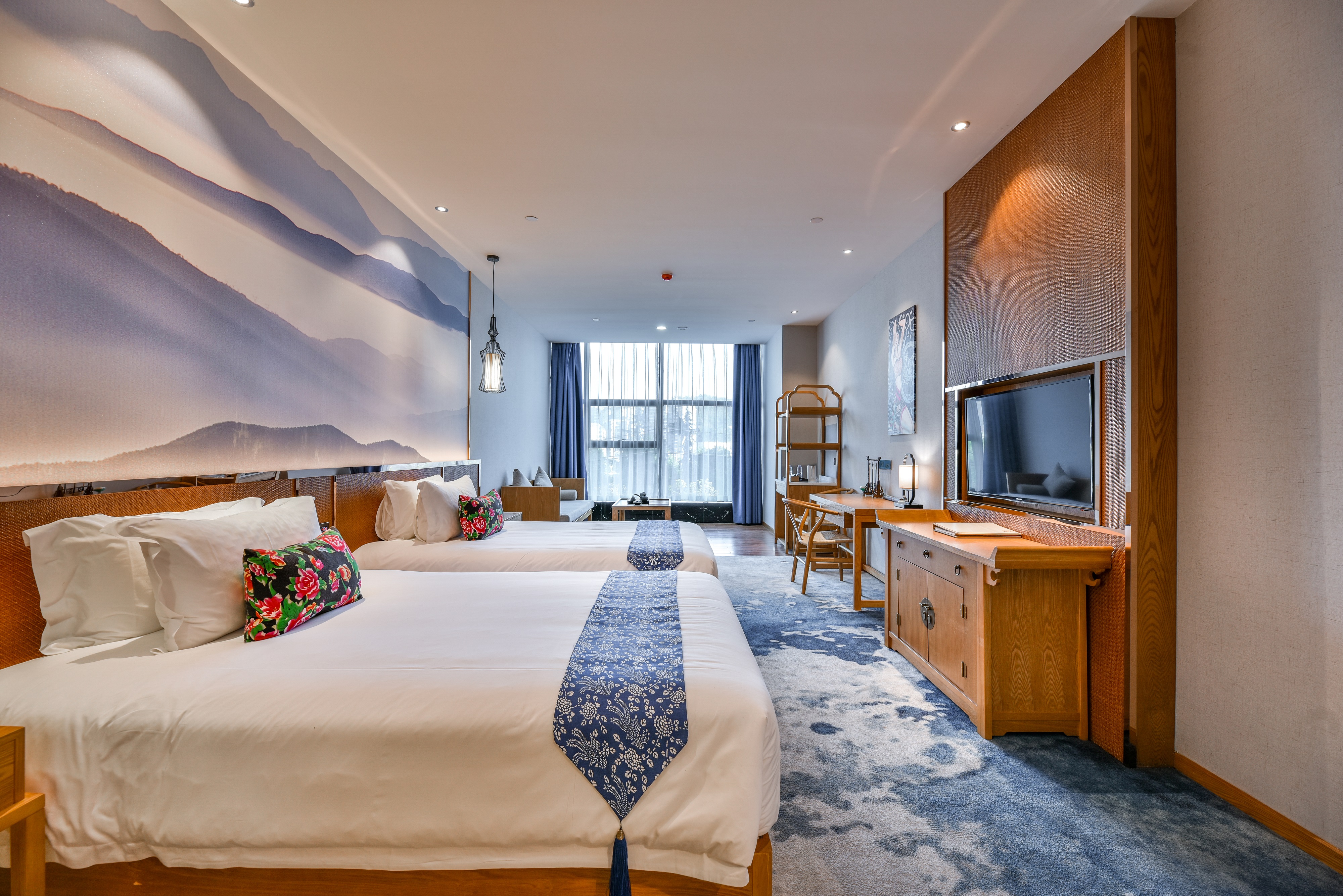 奢雅双床房-恒温热水-中央空调-全景落地窗