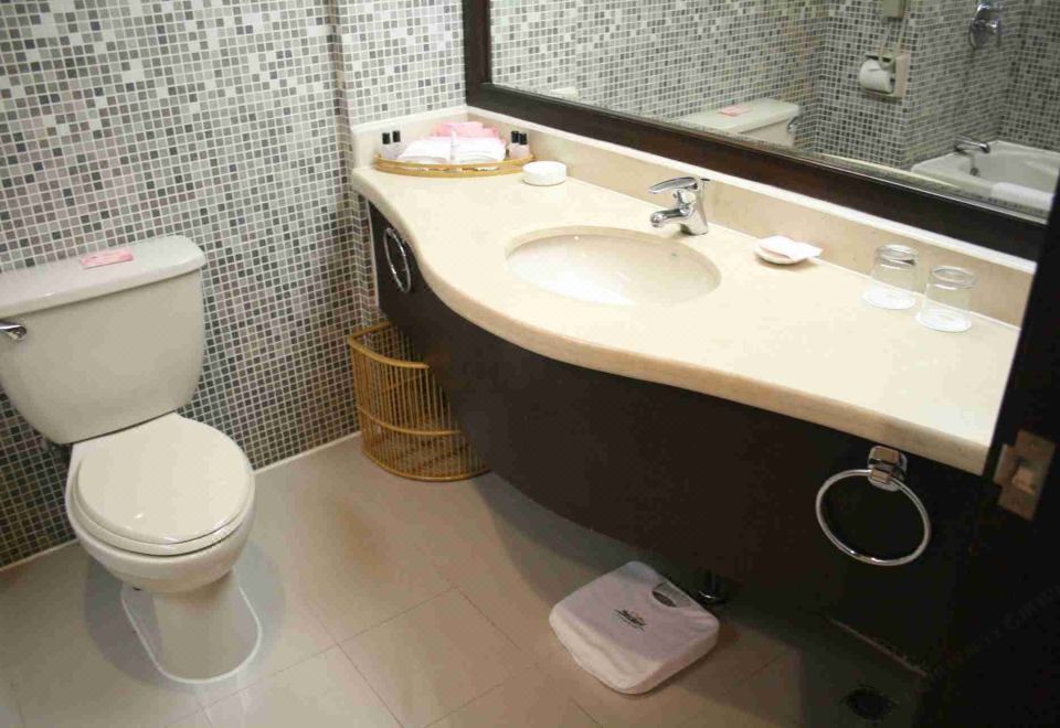 GuiLin Merryland Resort HotelStandard Room (VIP floor)