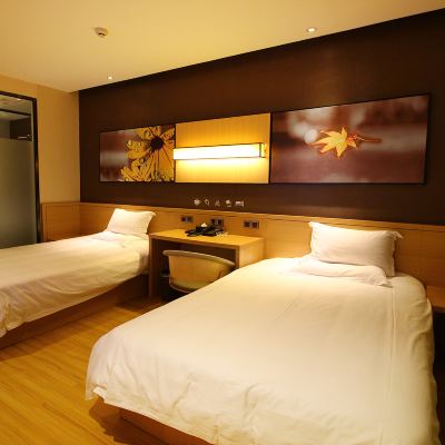 小U·超級雙床房 IU酒店（珠海拱北口岸輕軌總站店）優惠