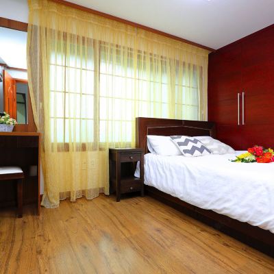 Frist floor Garden view Family Room 나무와 바다 제주 쿠폰