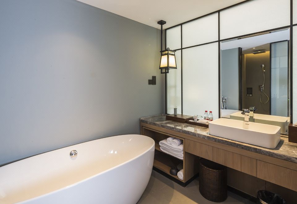 The Lucid Resort TiantaiScenic Lu Ting Featured Room