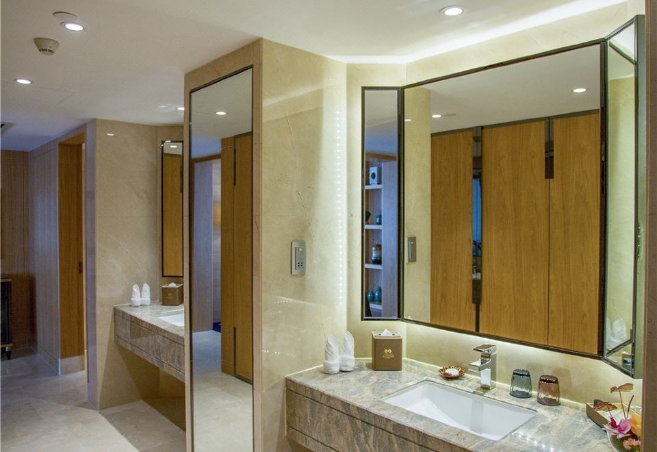 Gloria Grand Hotel JishouPresidential Suite