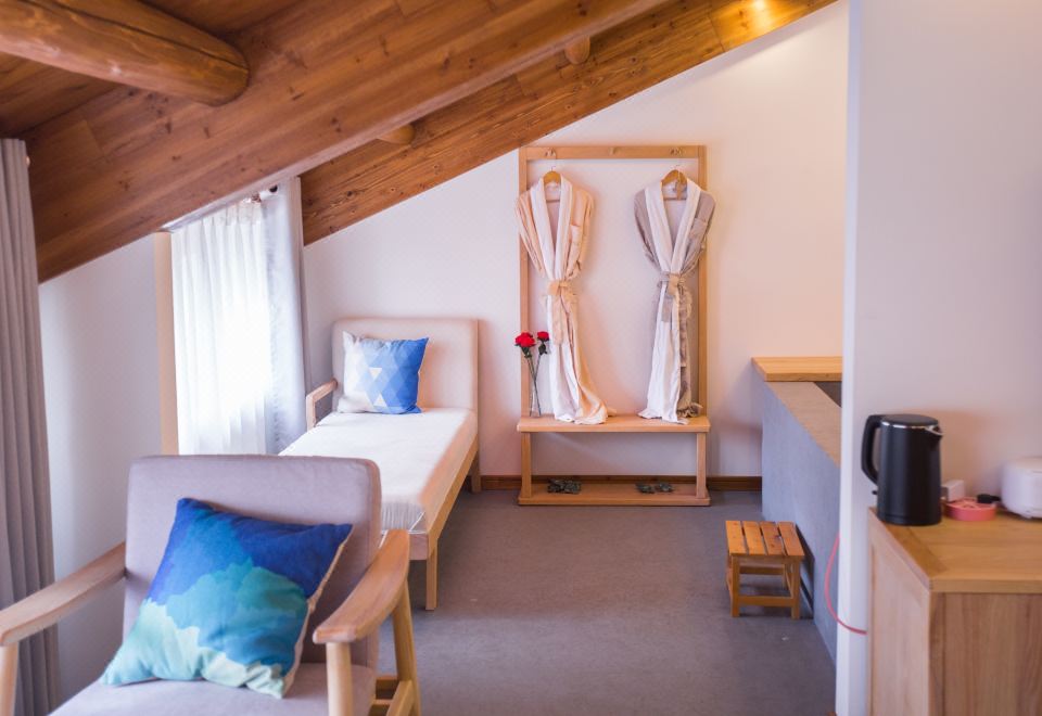 Yao Yue Deluxe Double Bed Room