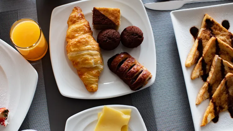 Maagiri Hotel 食事・レストラン