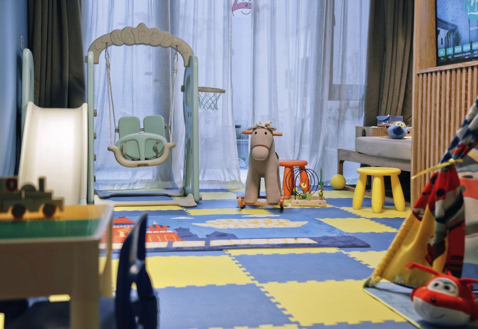 超级飞侠亲子主题房（复式）