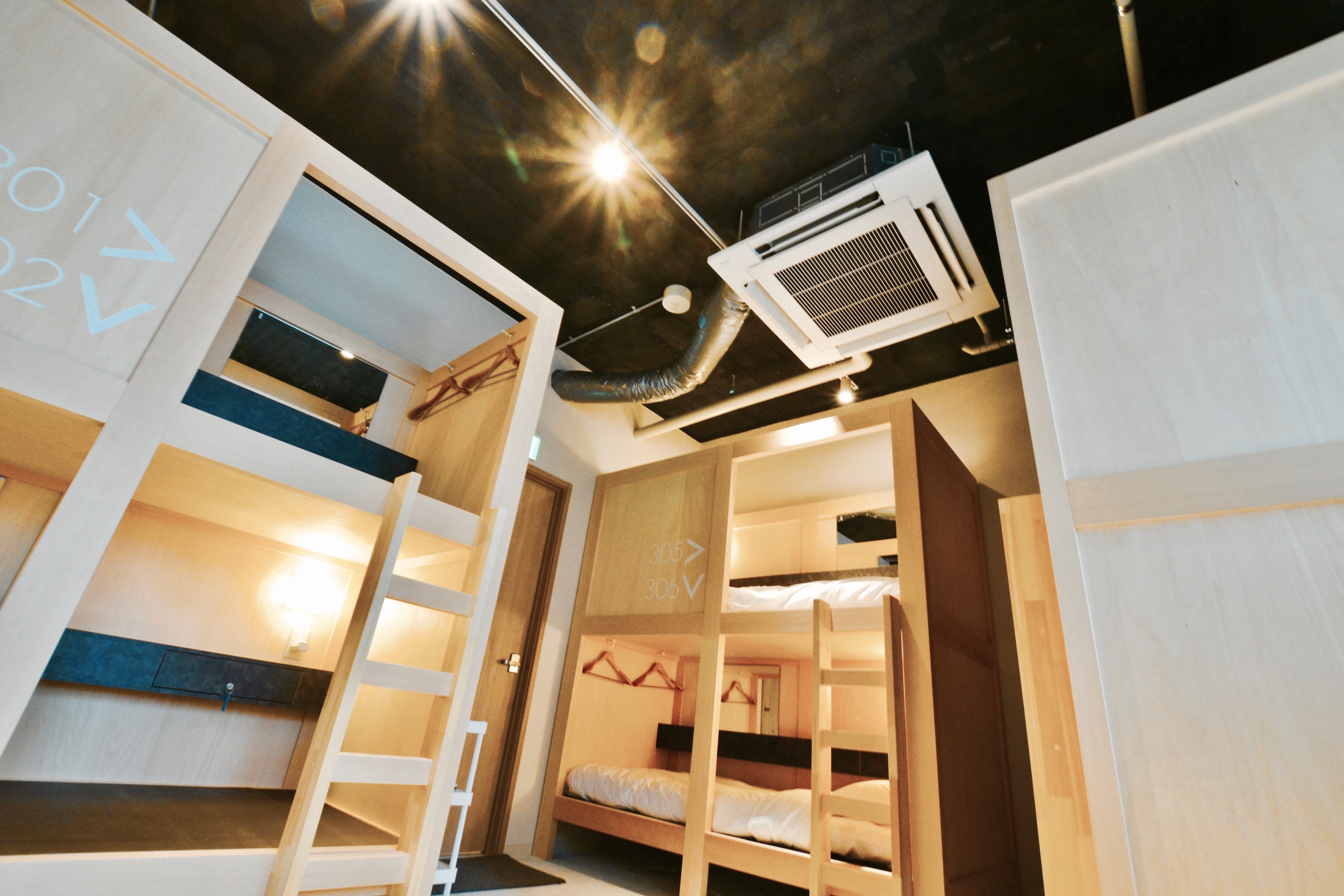 8人混合宿舍（一张床位）