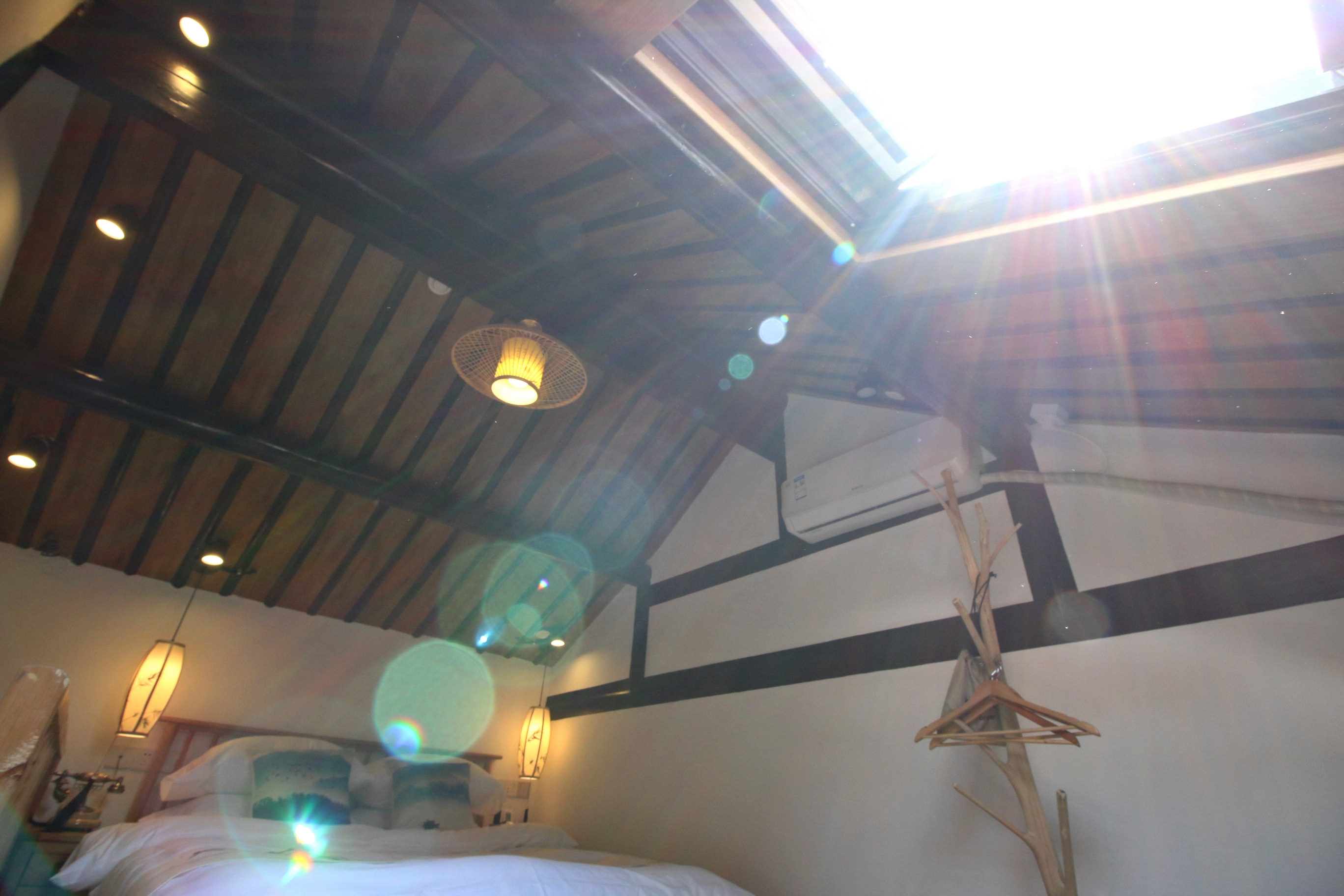 趣舍|复式温馨大床房（复式loft阁楼+仰卧天景）