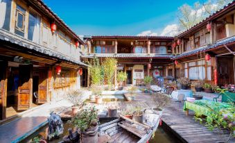 Lijiang Wuwei Life Xiaoyuanzhan (Baisha Ancient Town Branch)