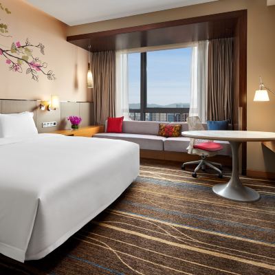 城景大床房 深圳寶安華盛希爾頓花園飯店優惠