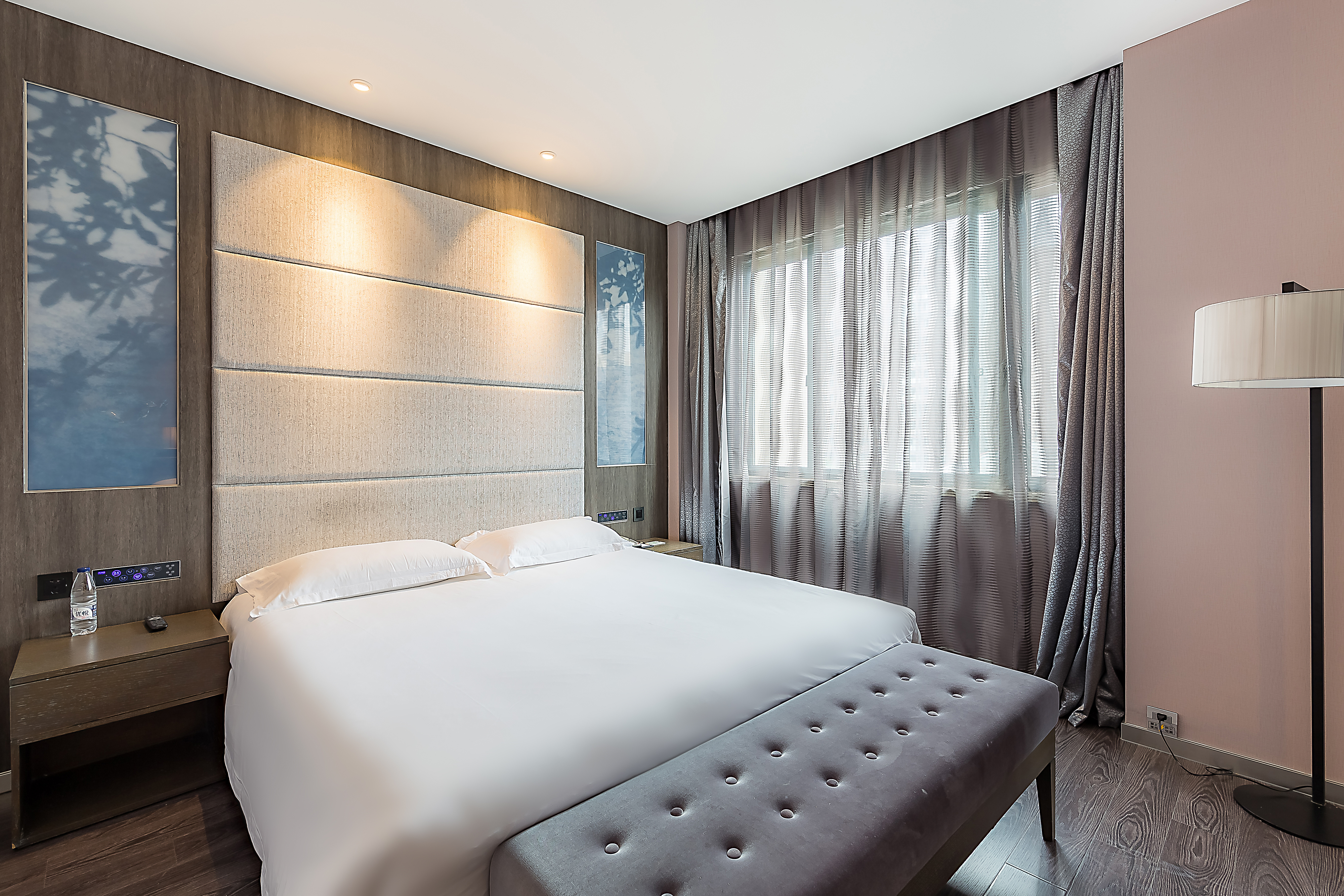 水晶豪华家庭套房（电视投屏+小冰箱）