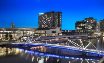 Waterfront Melbourne Apartments