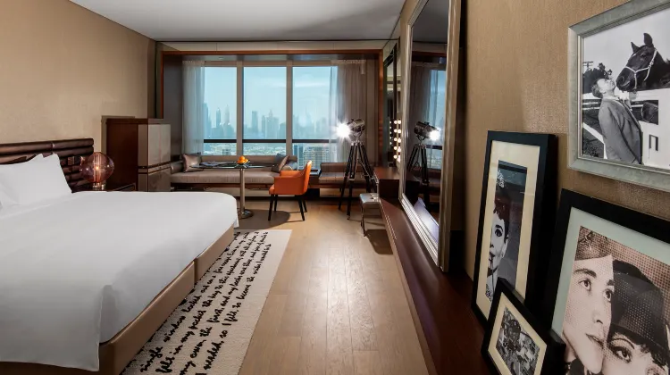 Paramount Hotel Dubai Room