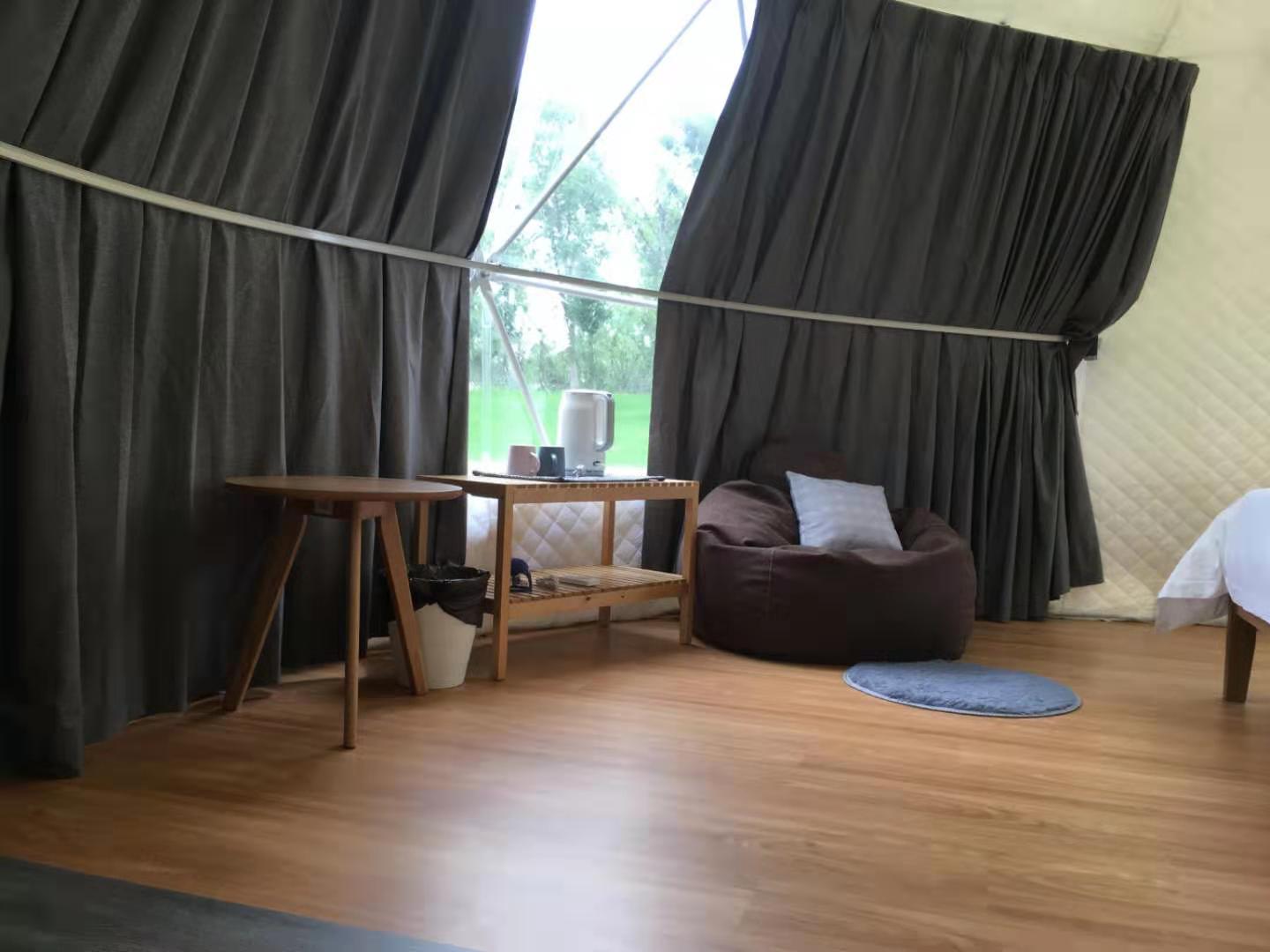 星空露營帳篷大床房