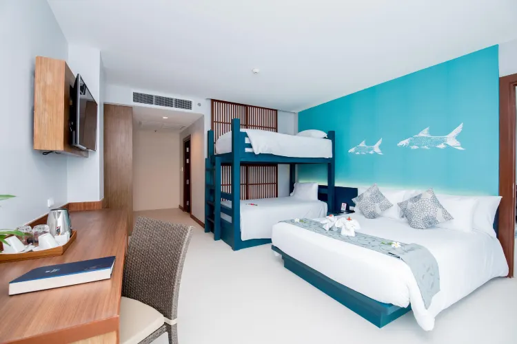 Family Suite King Bunk Bed