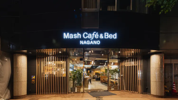 Mash Café & Bed Nagano 外観