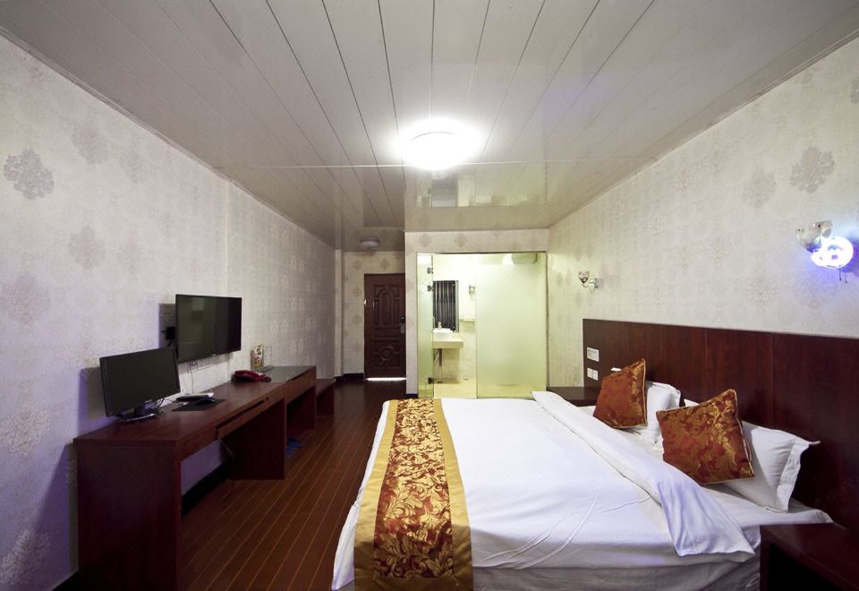 安縵臻享大床房[潔凈温馨+超大玻璃窗+採光充足+零壓深度睡眠床墊+靜謐好眠+臻享品質]