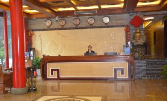 Quxian Shengshi Sunshine Hotel