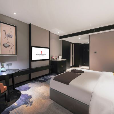 麗舍雅居●大床房（零壓床枕+冰箱+智能馬桶+熱帶雨淋） 麗呈東谷飯店（成都天府廣場店）優惠