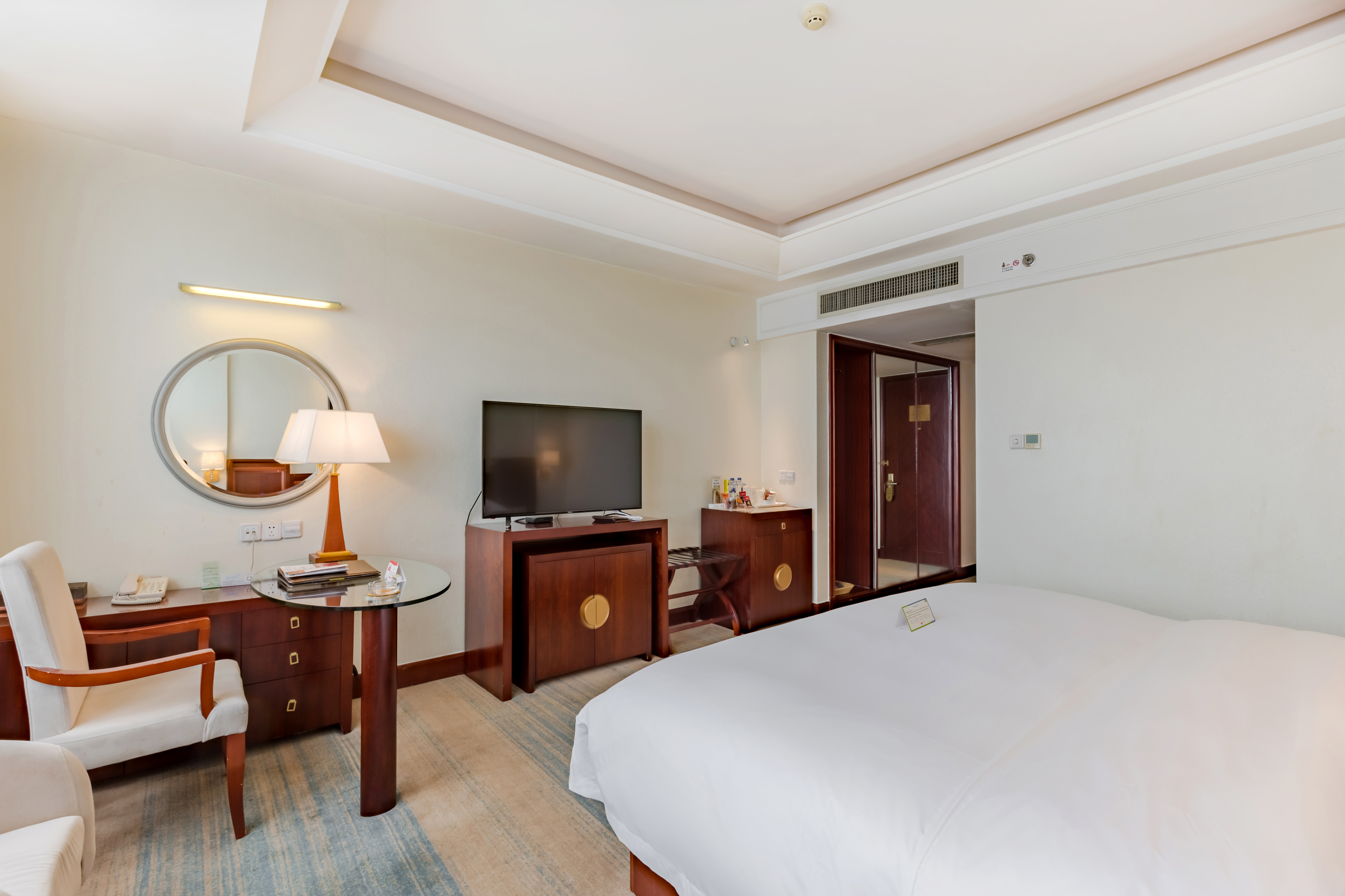 城景豪华大床房