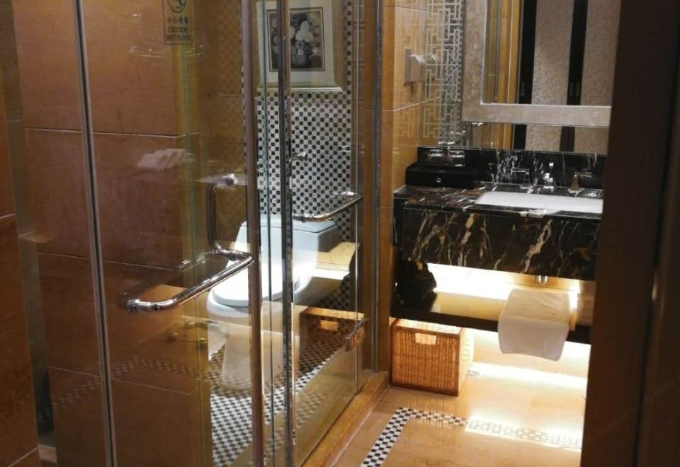 Jiangsu Yunhu International Conference CenterFamily Suite