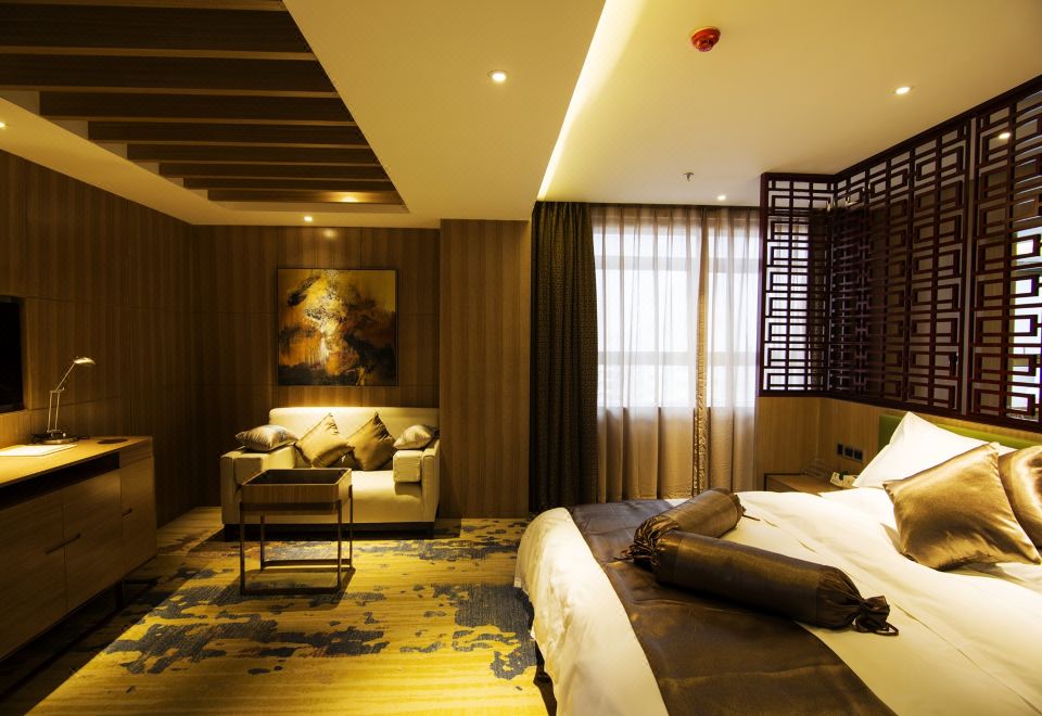 Celebrity HotelDeluxe Single Room