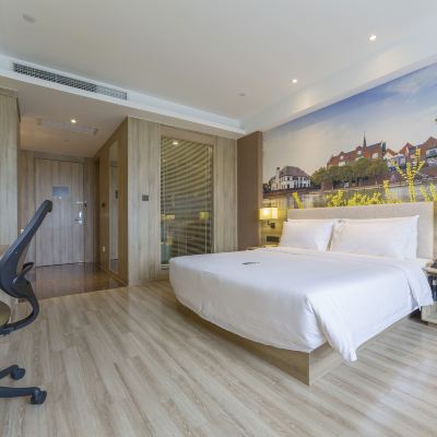 高級大床房（手機投屏） 上海莘莊亞朵酒店優惠