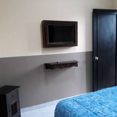 Double Bed Room Omah Doger Homestay Promo Code