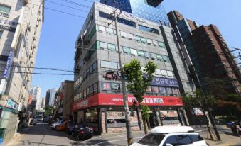 Cozy Duplex Hongdae House Seoul