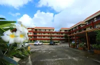 Beach Garden Hotel