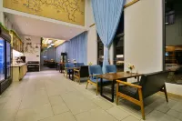 Bome Tibethostel Resort Hotel