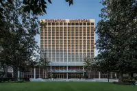 โรงแรมเชอราตัน ยูนิเวอร์แซล โรงแรมใน