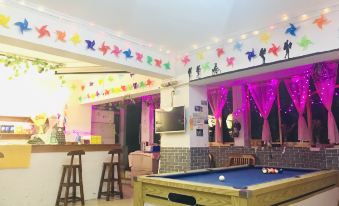 Xizi International Youth Hostel (Chaoyang Plaza Xiguan Night Market)